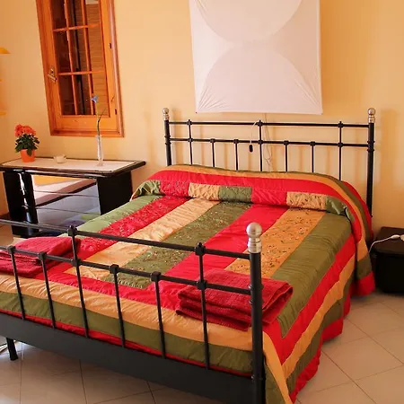 La Casa Di Jo Bed & Breakfast *